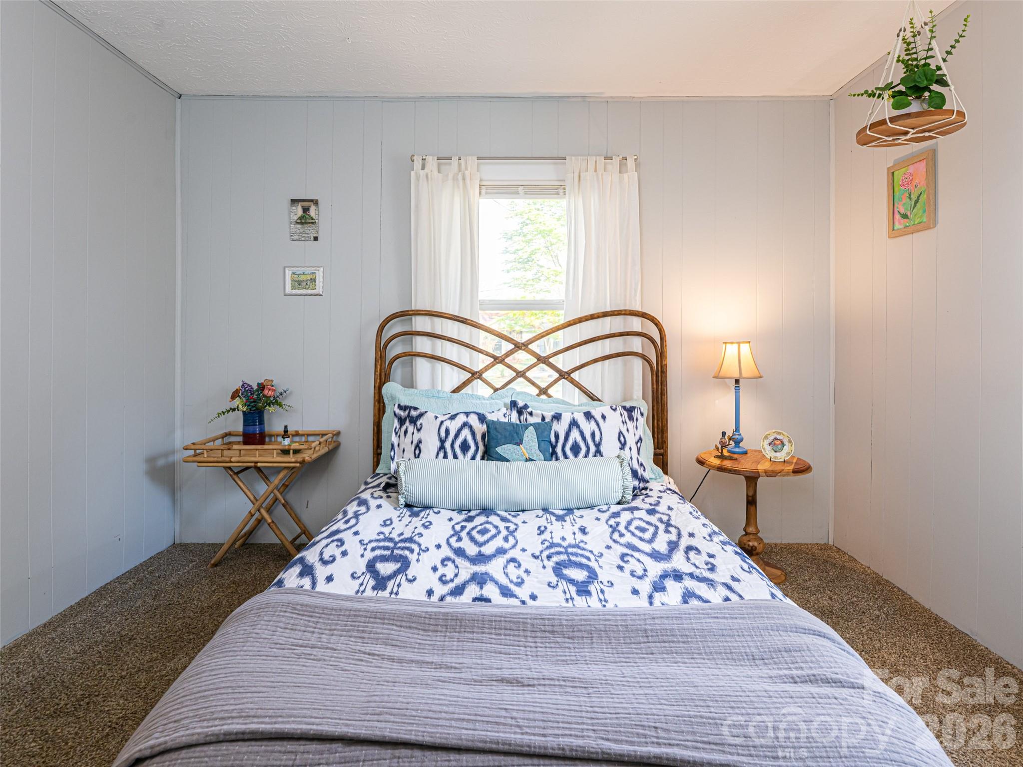 516 Onteora Boulevard — Asheville