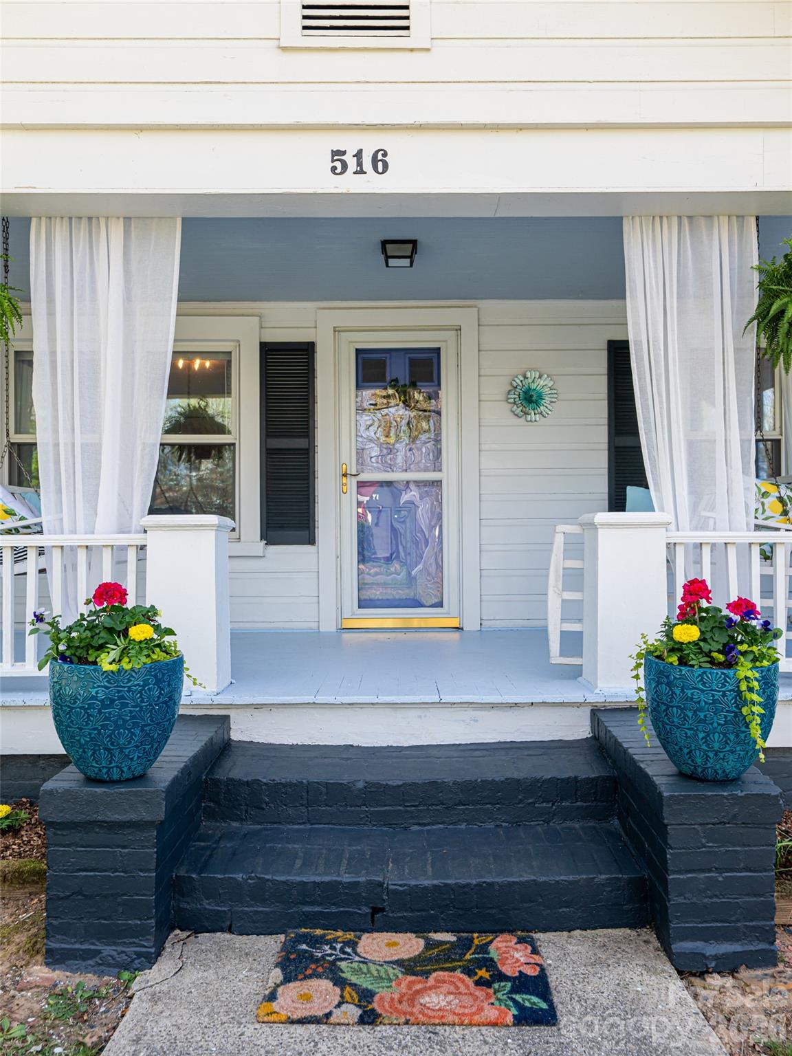 516 Onteora Boulevard — Asheville