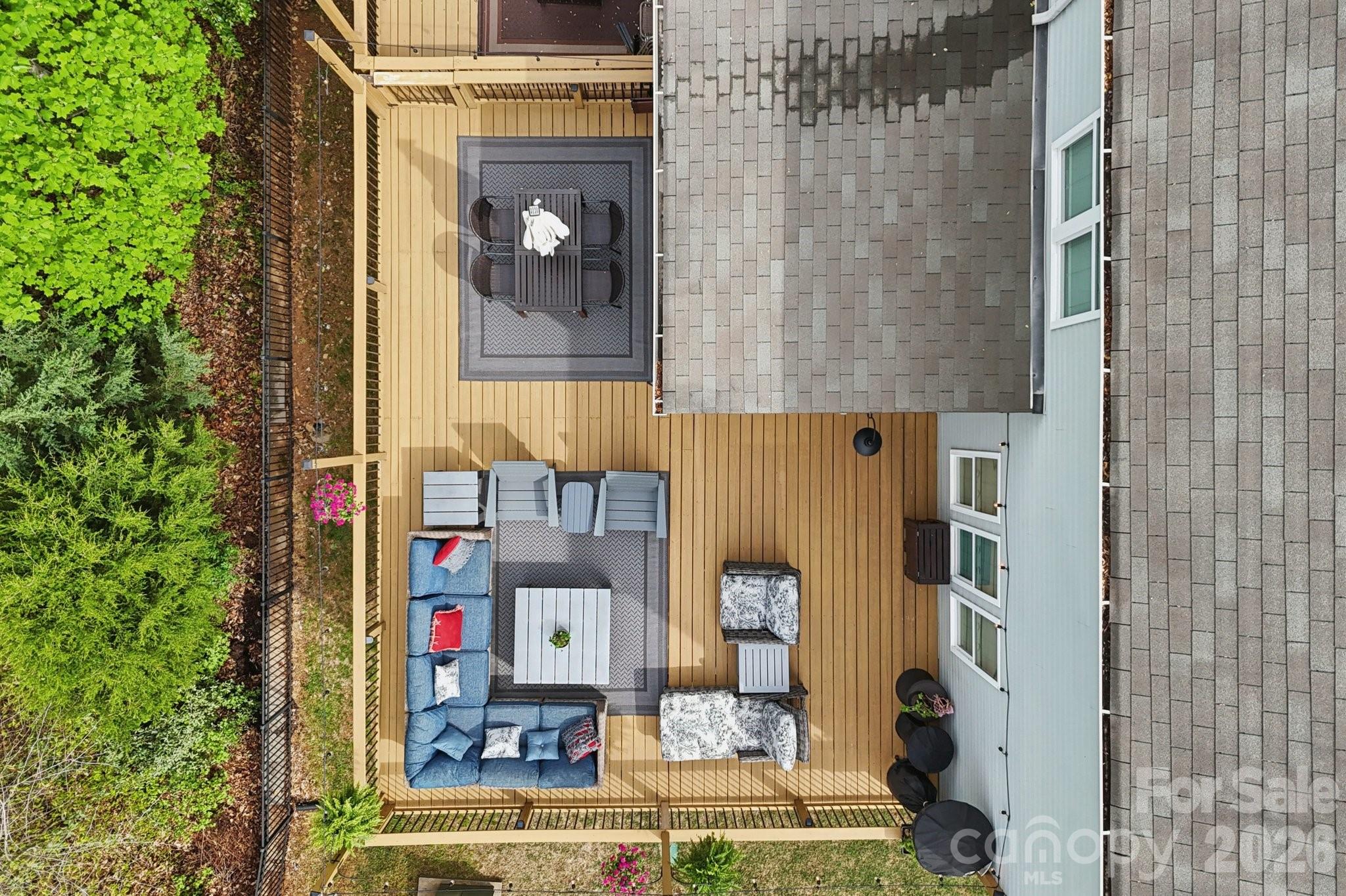 4818 Fonthill Lane — Charlotte