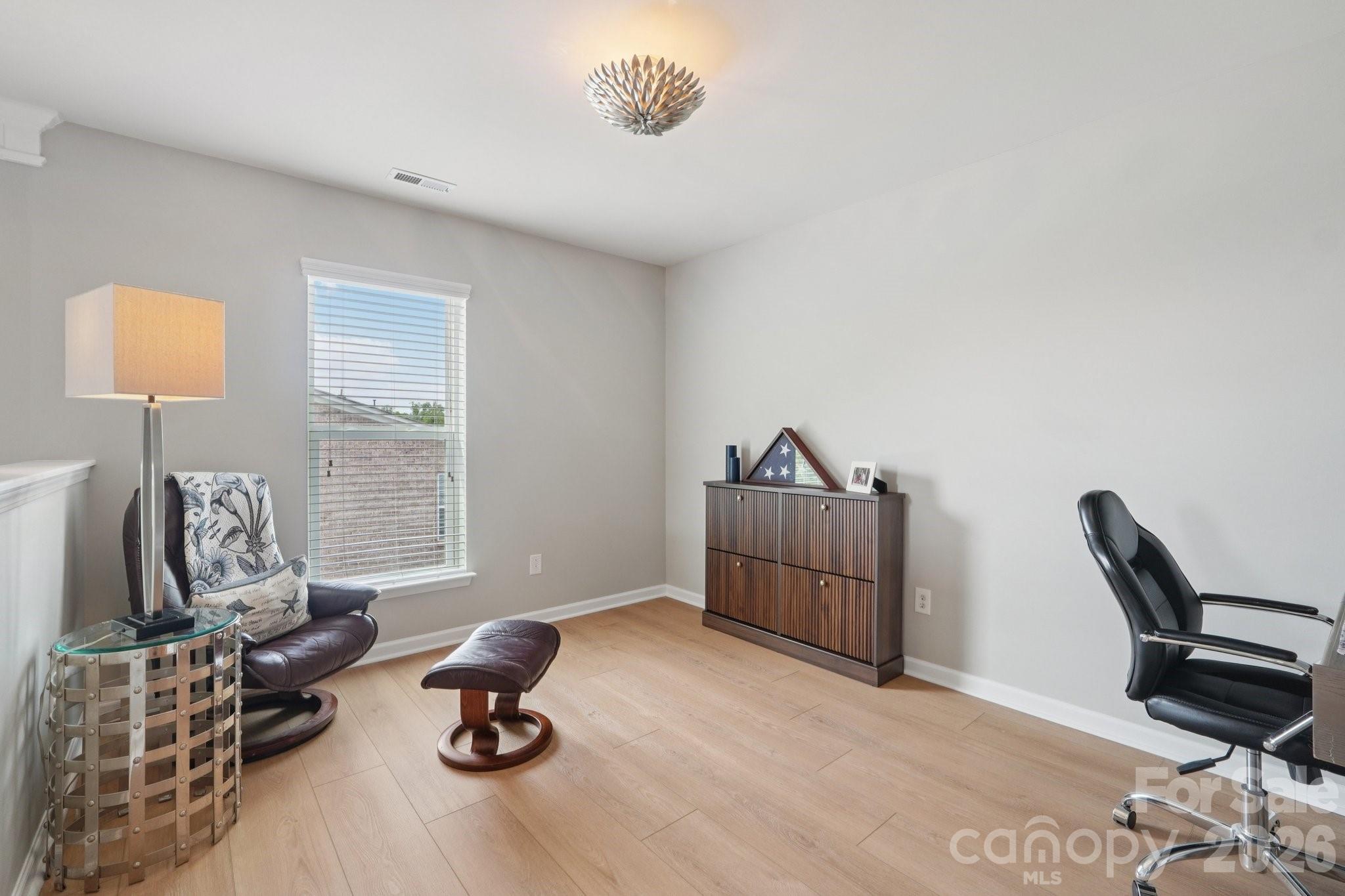 4818 Fonthill Lane — Charlotte