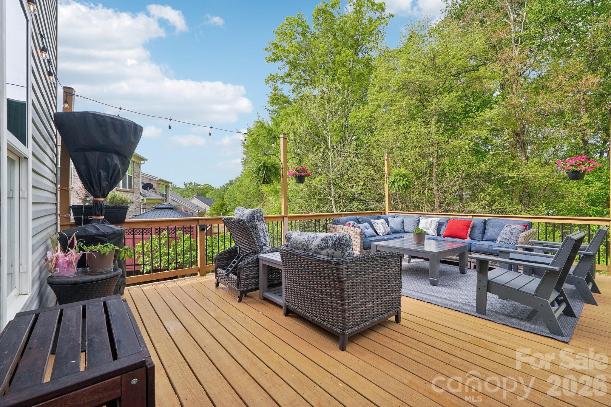 4818 Fonthill Lane — Charlotte