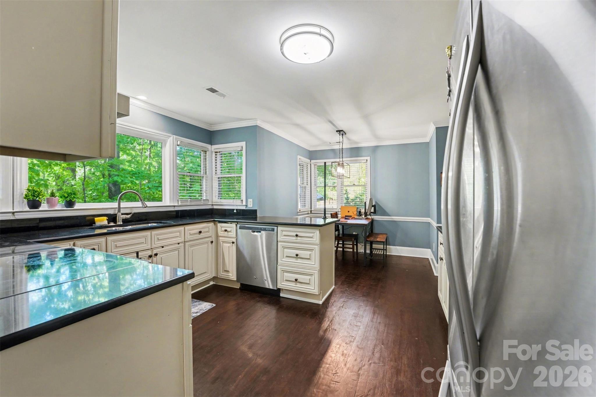 7443 Newmans Lane — Charlotte
