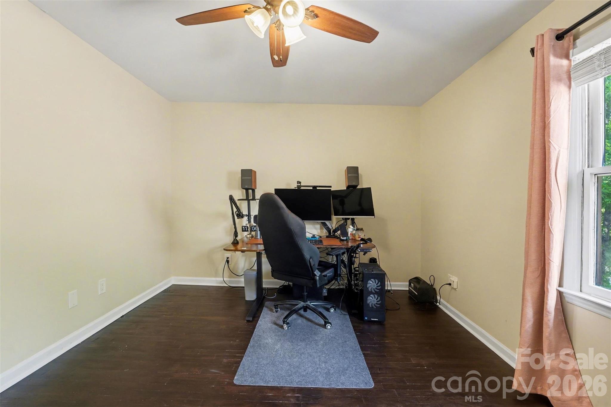 7443 Newmans Lane — Charlotte