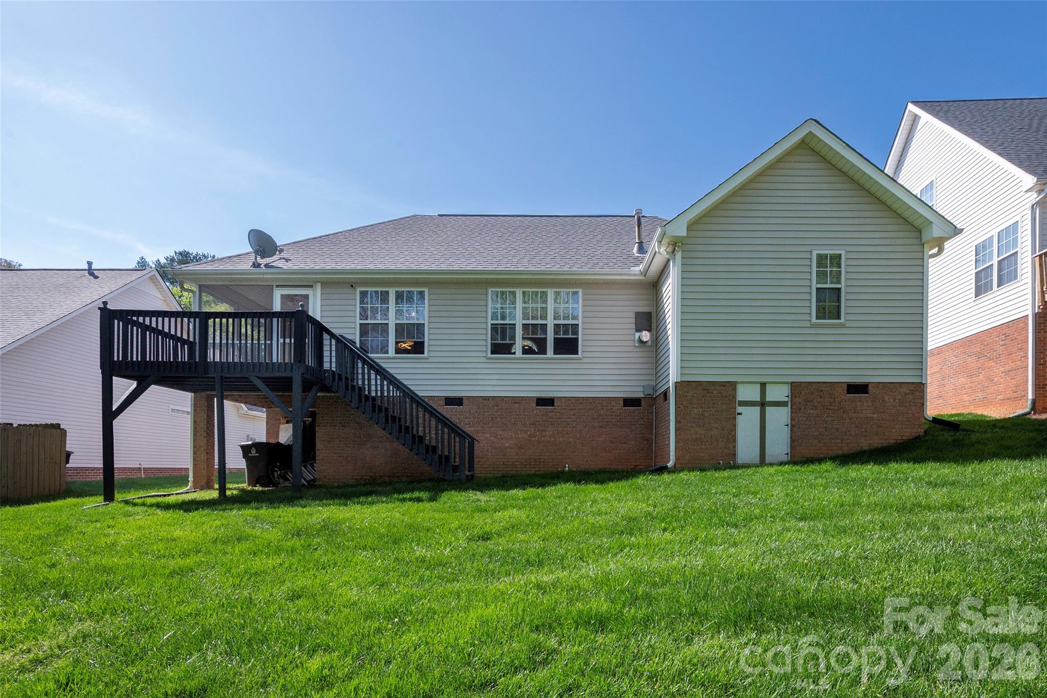 5125 Old Plantation Circle — Winston Salem
