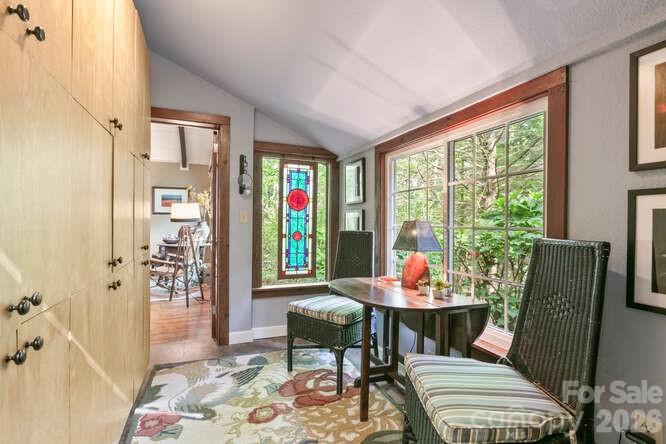 20 Deva Glen Road — Asheville