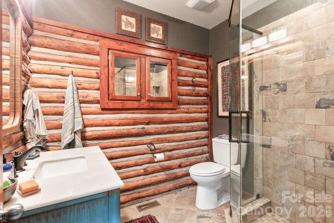 20 Deva Glen Road — Asheville