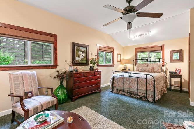 20 Deva Glen Road — Asheville