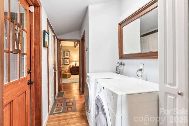 20 Deva Glen Road — Asheville