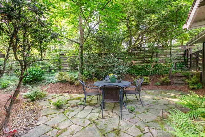 20 Deva Glen Road — Asheville