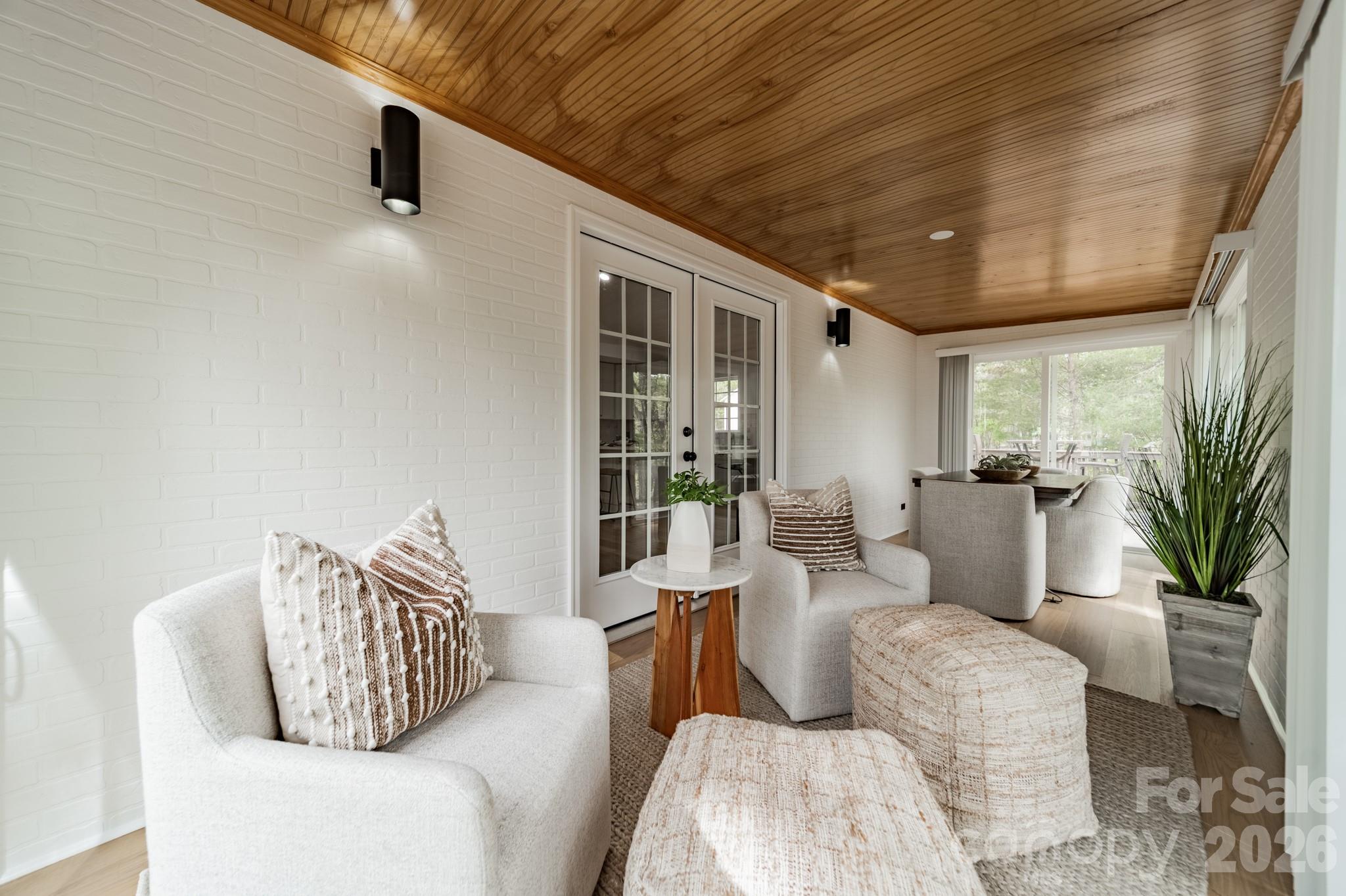 902 Cornelius Road — Mooresville