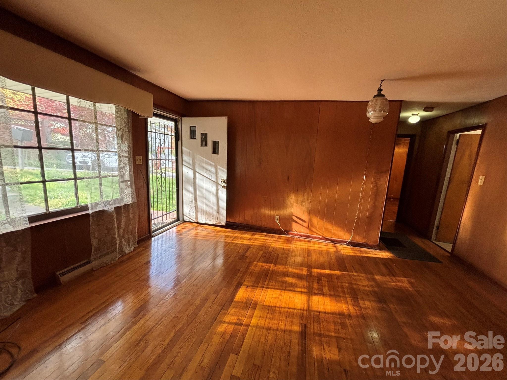 71 Balm Grove Avenue — Asheville