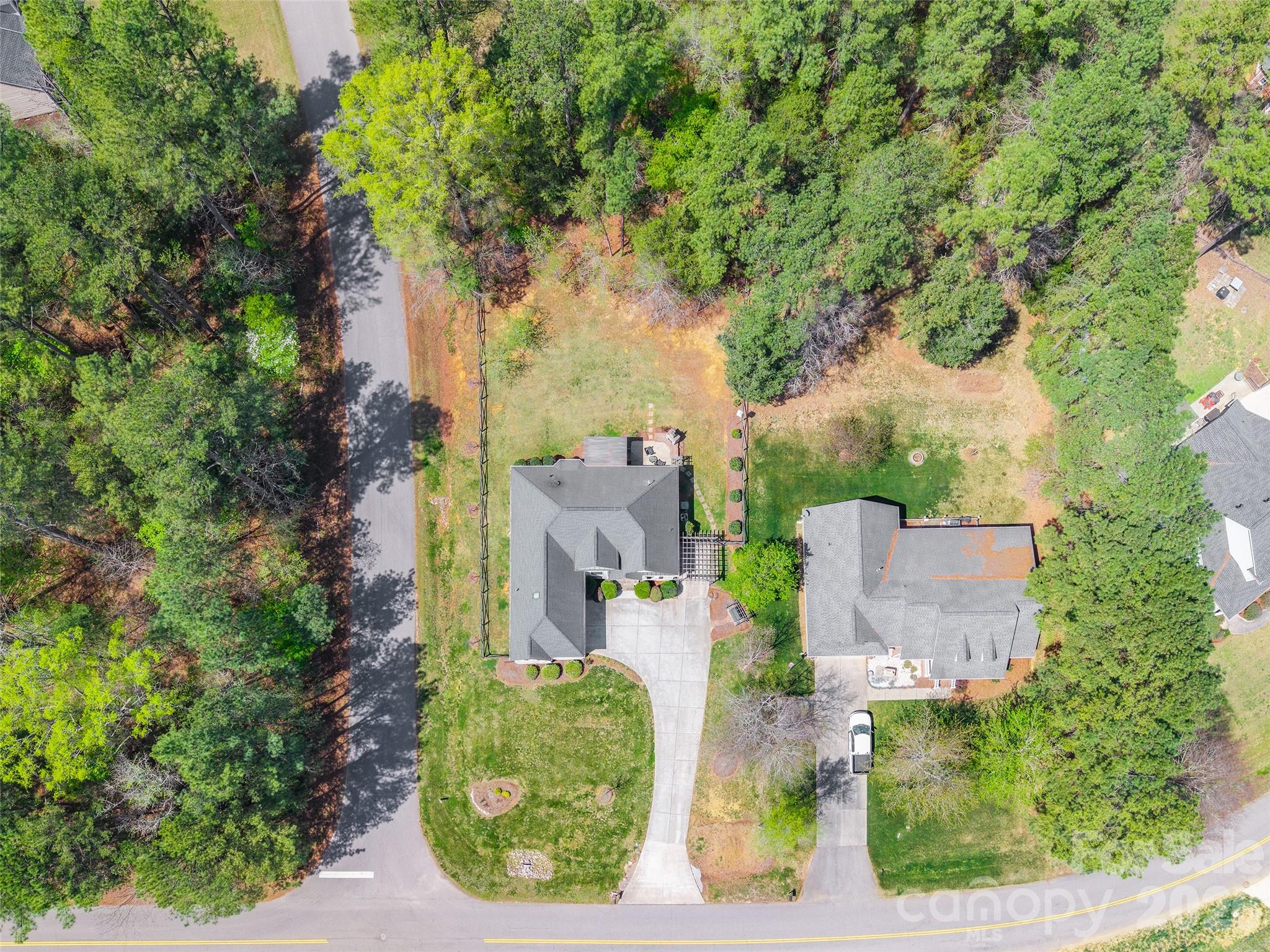 1925 Charles Avenue — Lancaster
