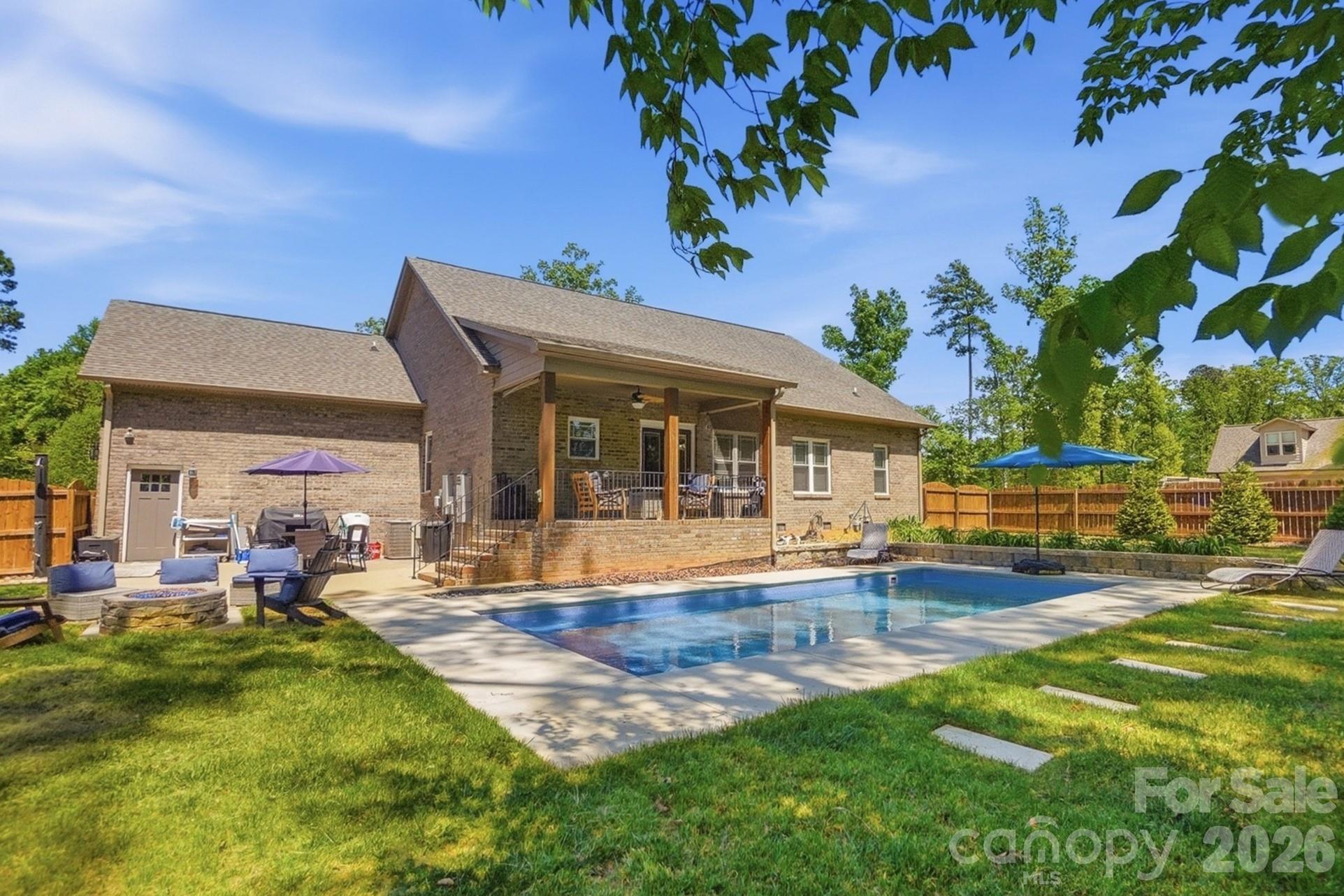 2008 McCollum Oaks Lane — Monroe