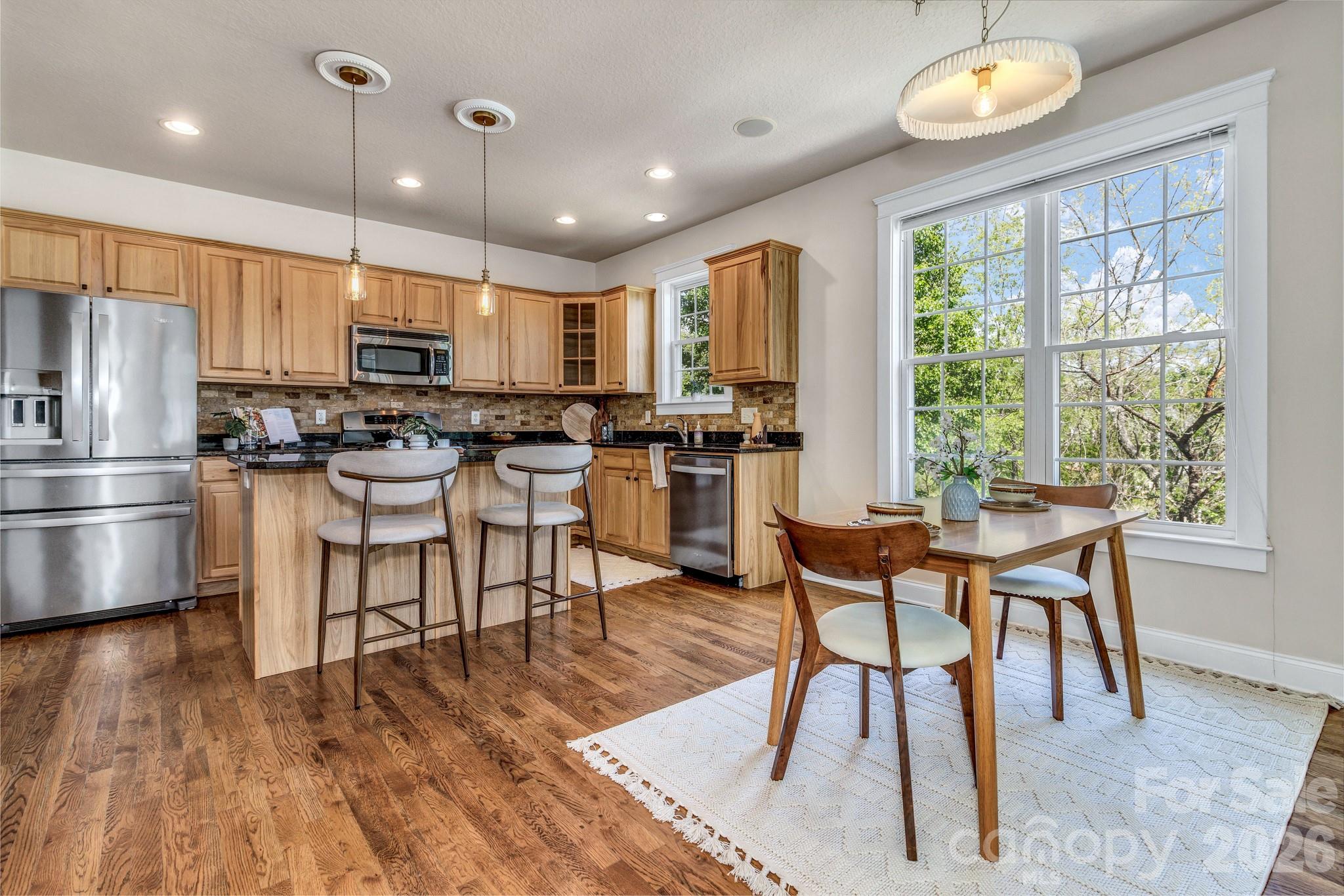 213 Nut Hatch Loop — Arden