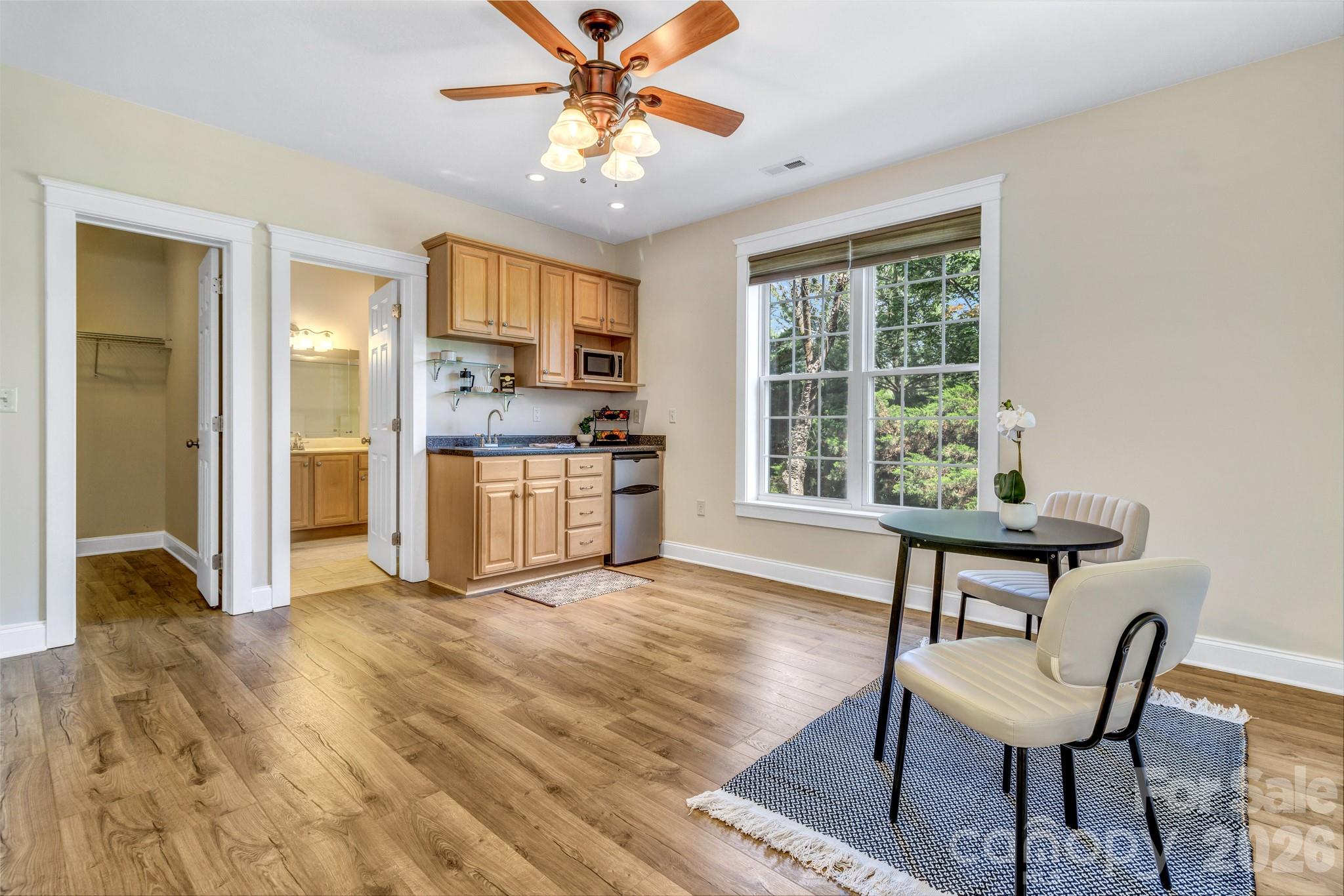 213 Nut Hatch Loop — Arden