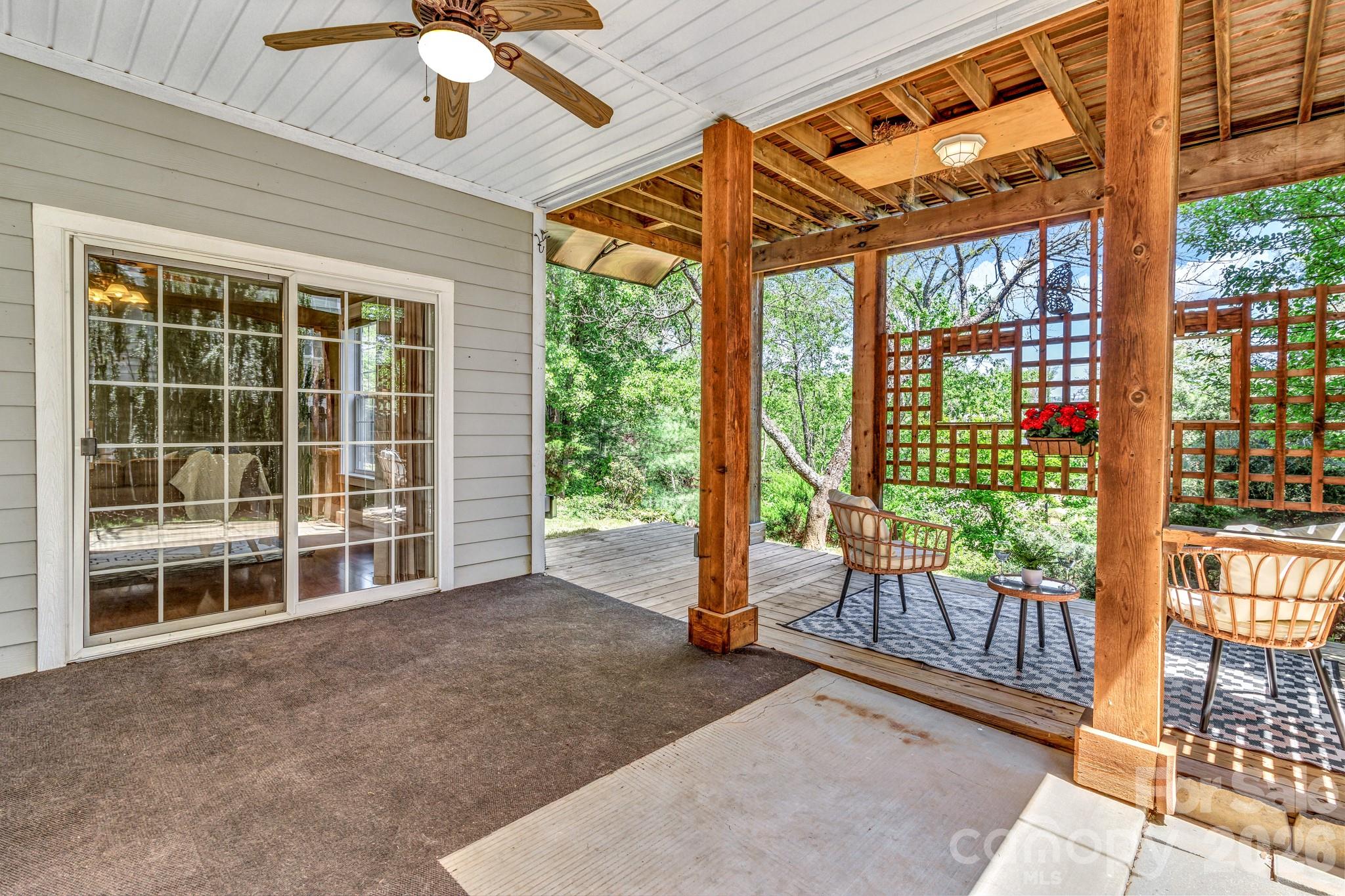 213 Nut Hatch Loop — Arden