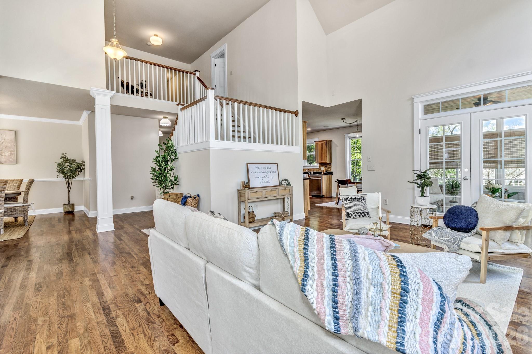 213 Nut Hatch Loop — Arden