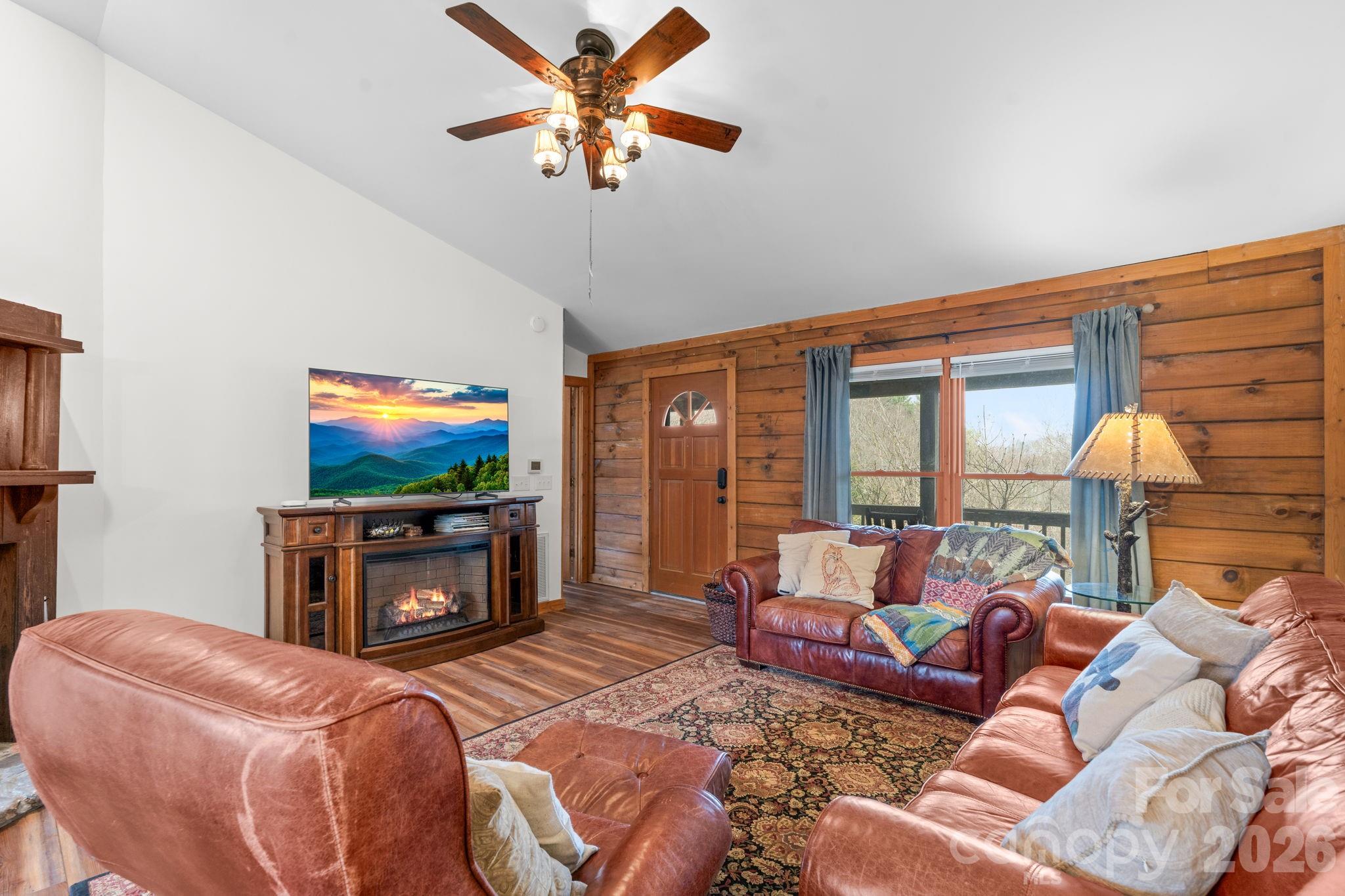 350 Eureka Hills Circle — Boone