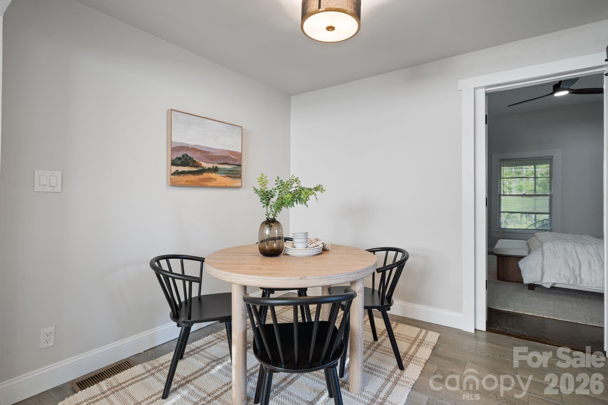 101 Fairview Street — Clover