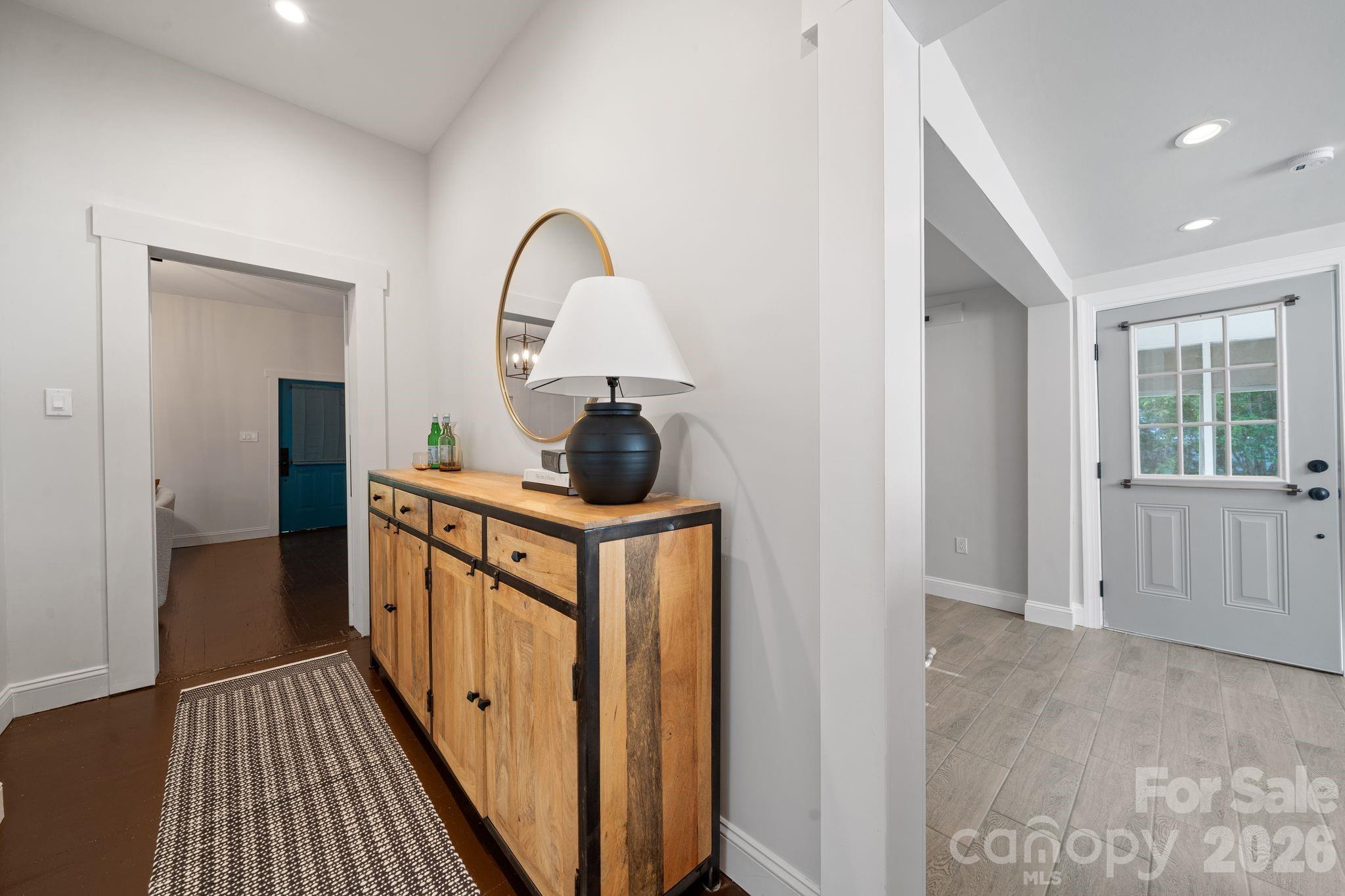 101 Fairview Street — Clover