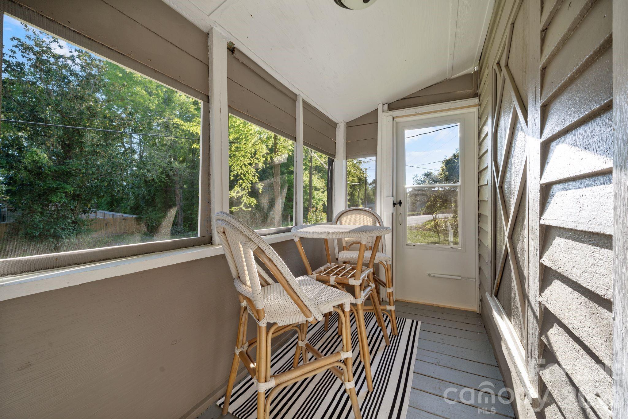 101 Fairview Street — Clover