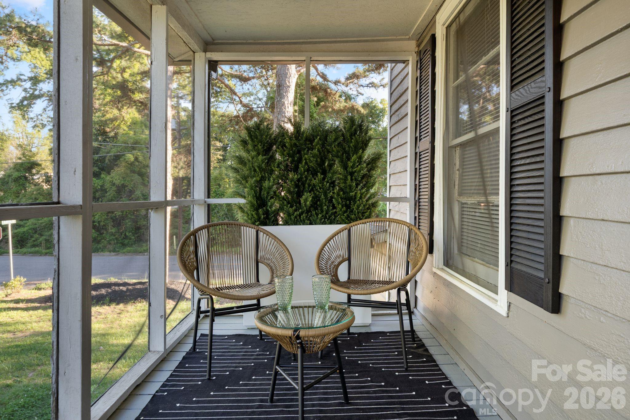 101 Fairview Street — Clover