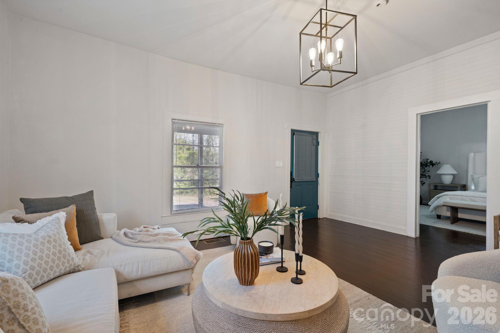 101 Fairview Street — Clover