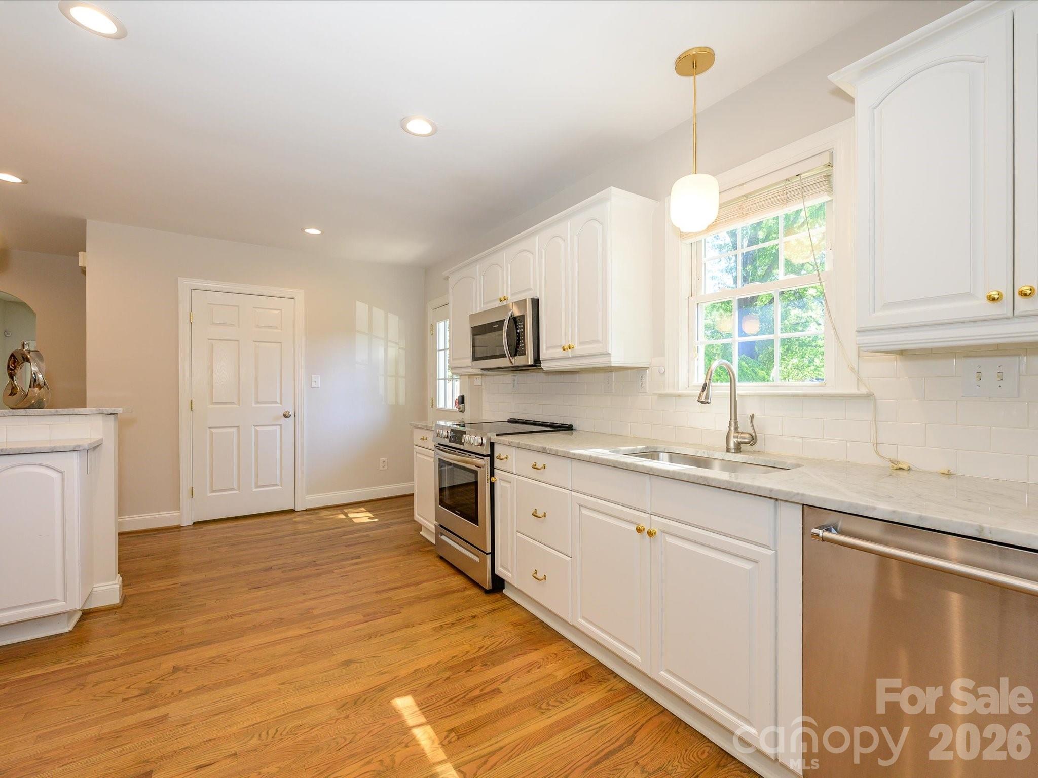 1929 Mecklenburg Avenue — Charlotte