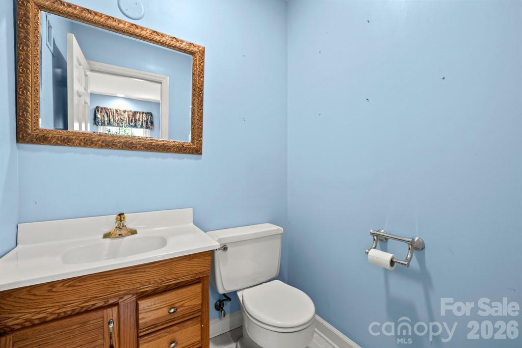 5335 Lansing Drive — Charlotte