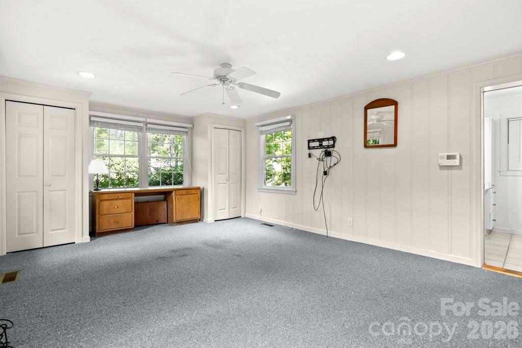 5335 Lansing Drive — Charlotte