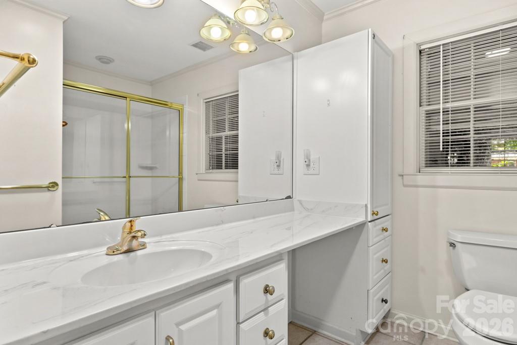 5335 Lansing Drive — Charlotte