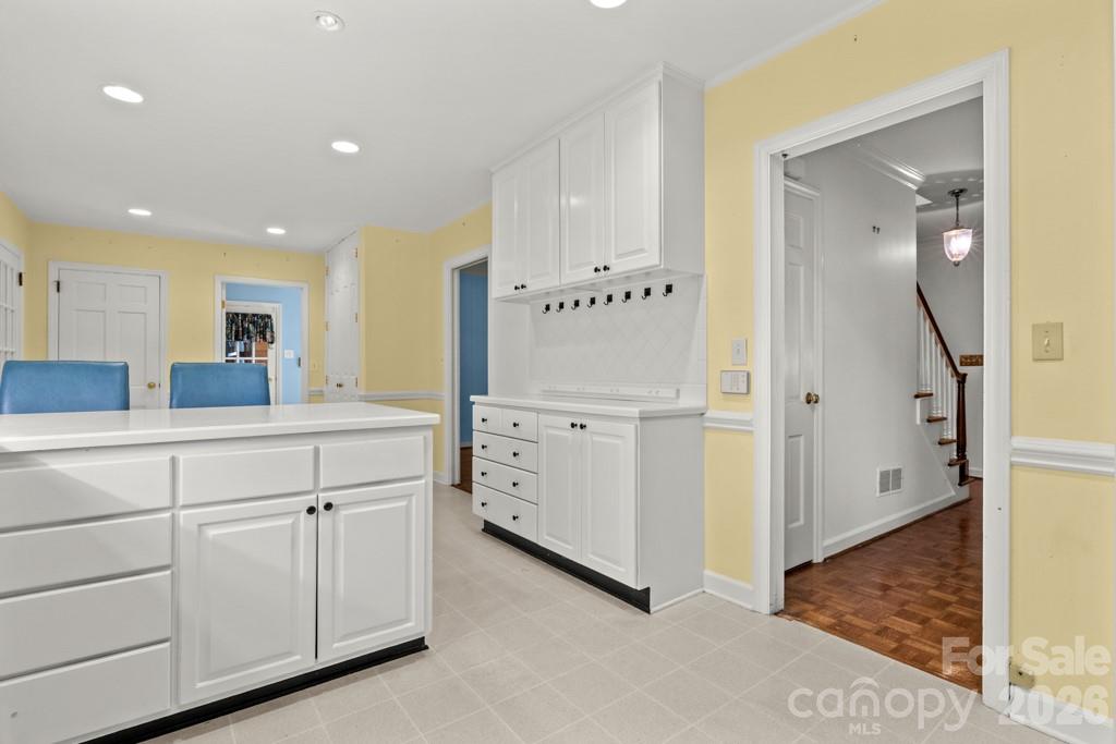 5335 Lansing Drive — Charlotte