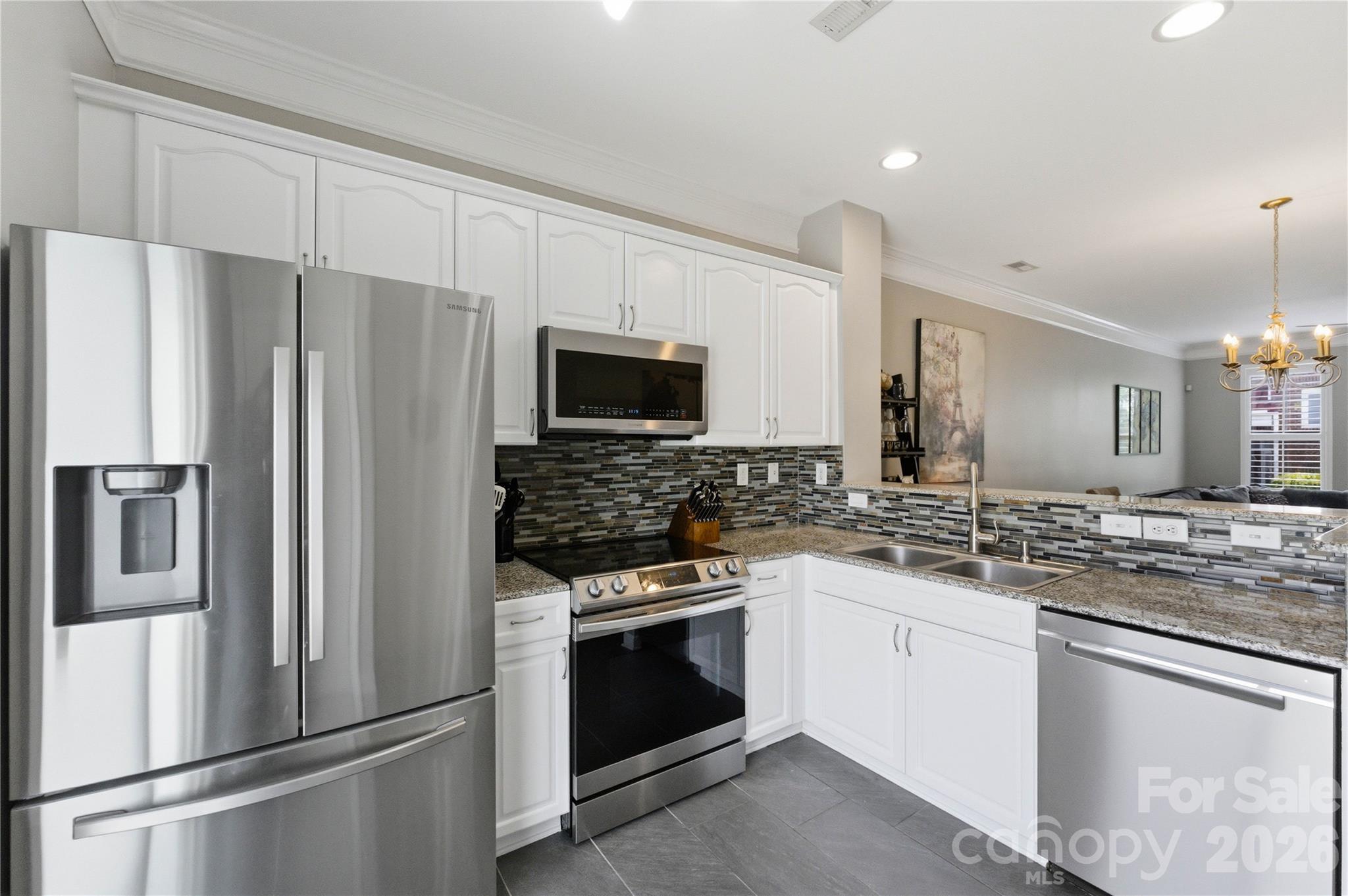 8341 Scotney Bluff Avenue — Charlotte