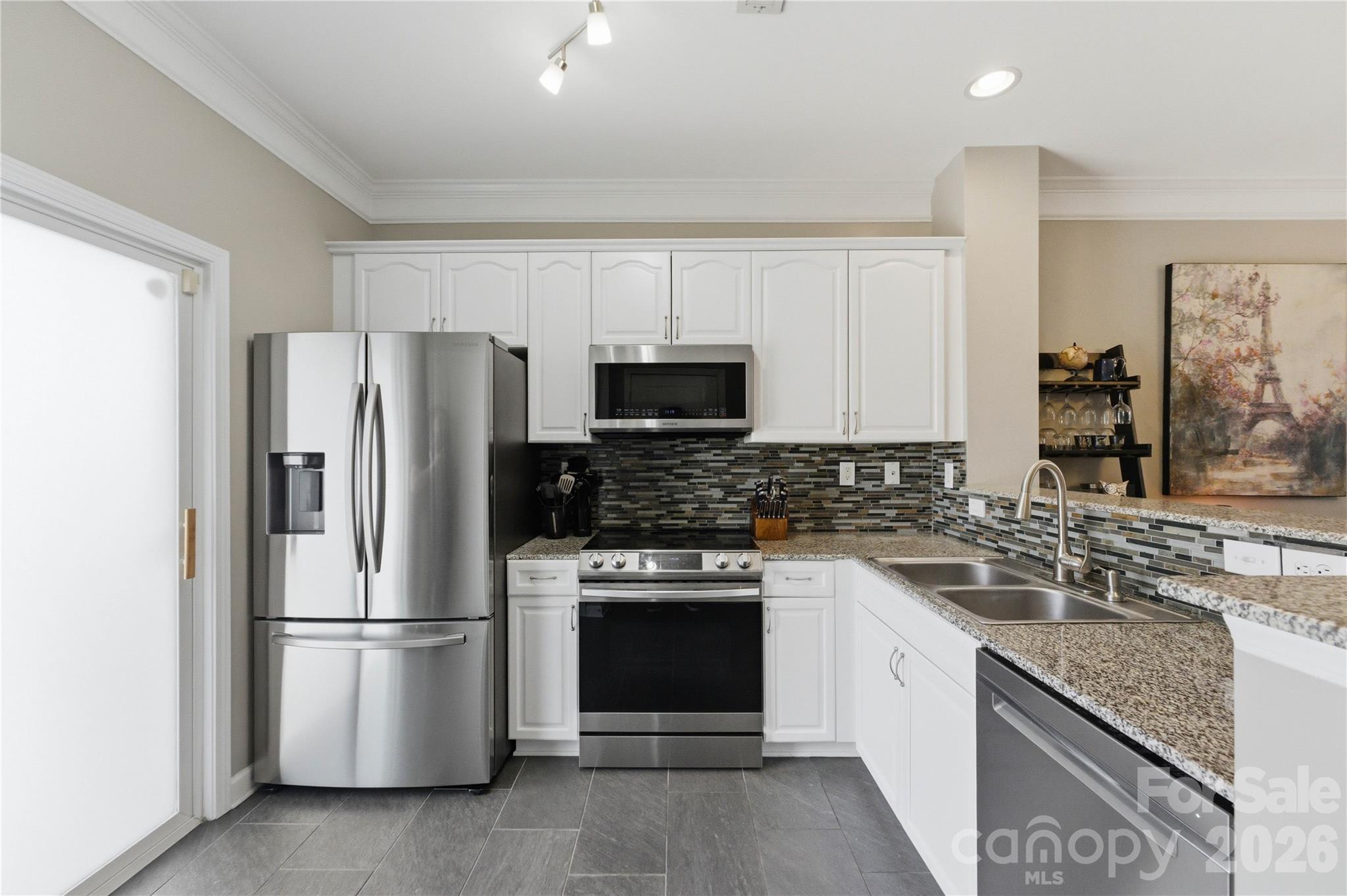 8341 Scotney Bluff Avenue — Charlotte