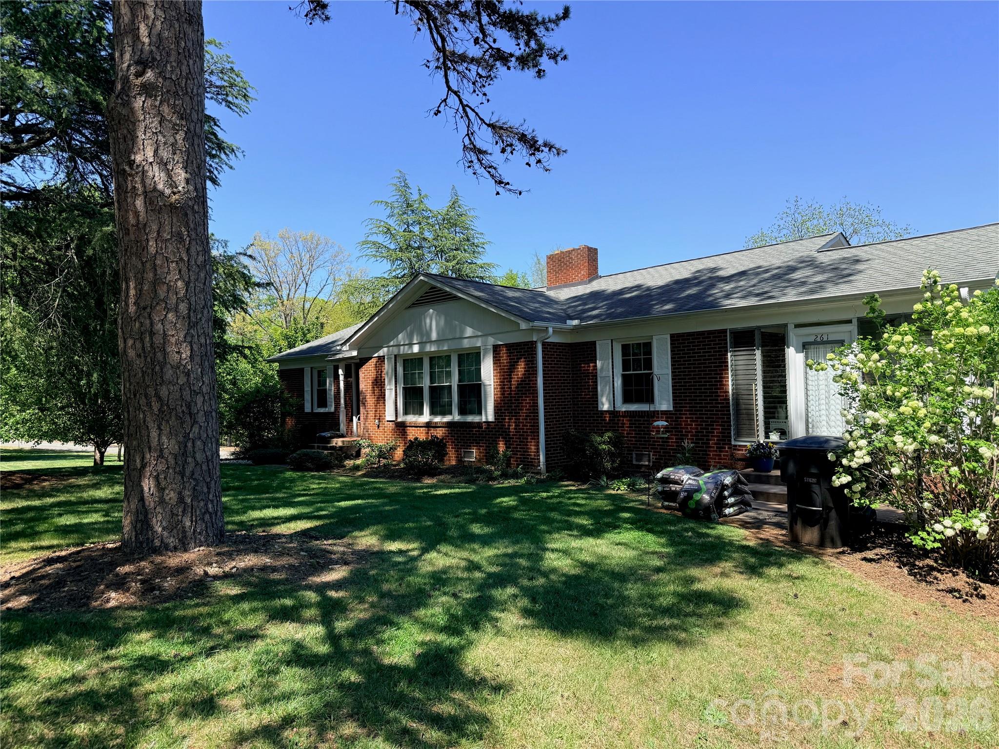 261 Old Caroleen Road — Forest City
