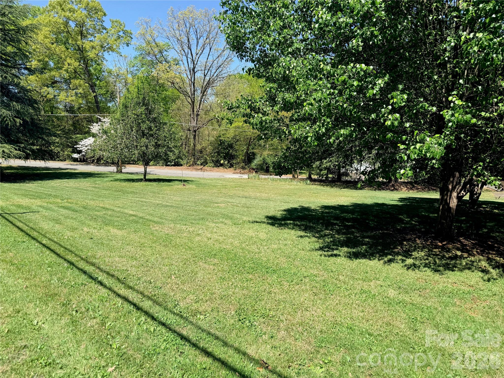 261 Old Caroleen Road — Forest City