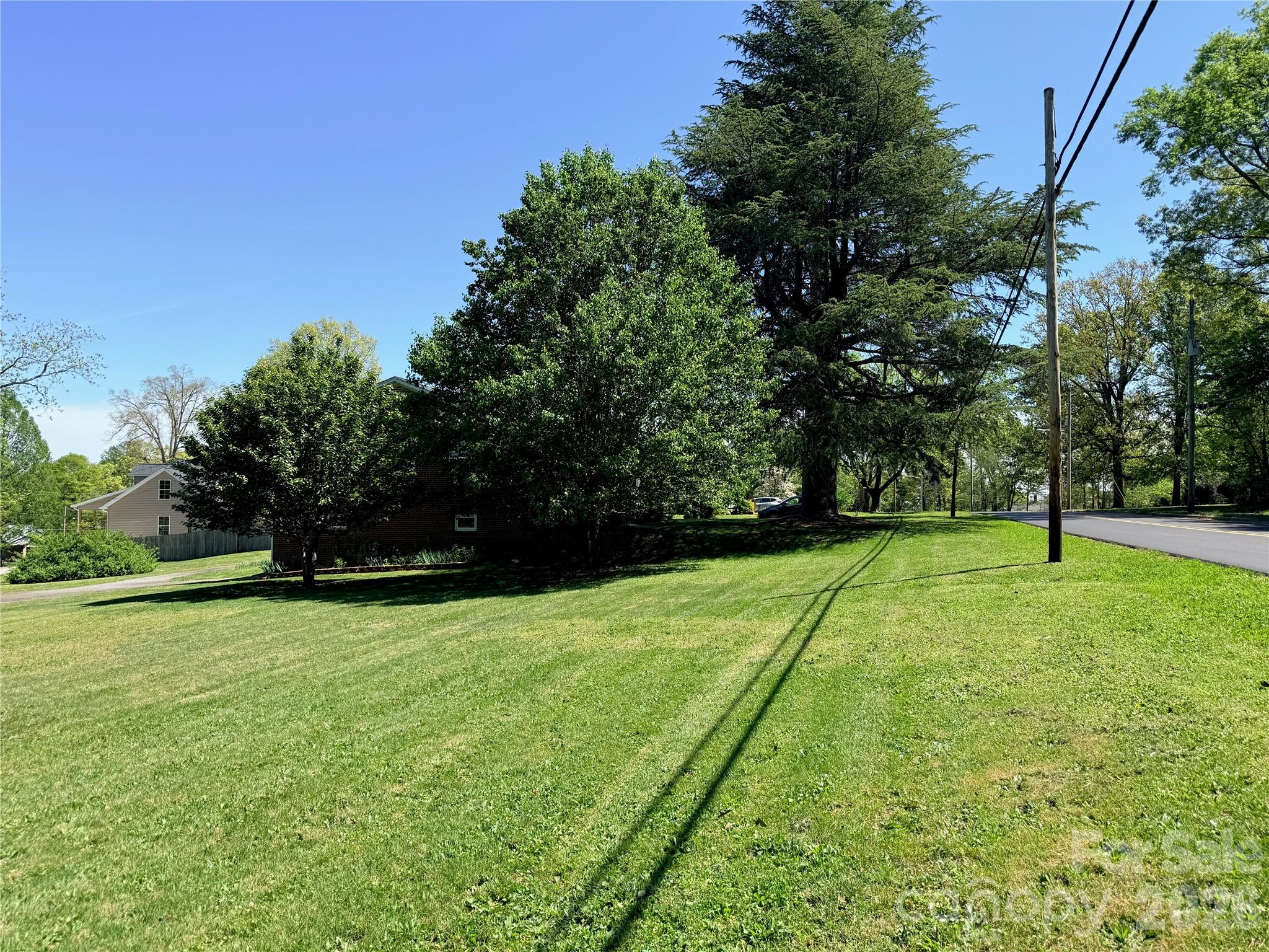 261 Old Caroleen Road — Forest City