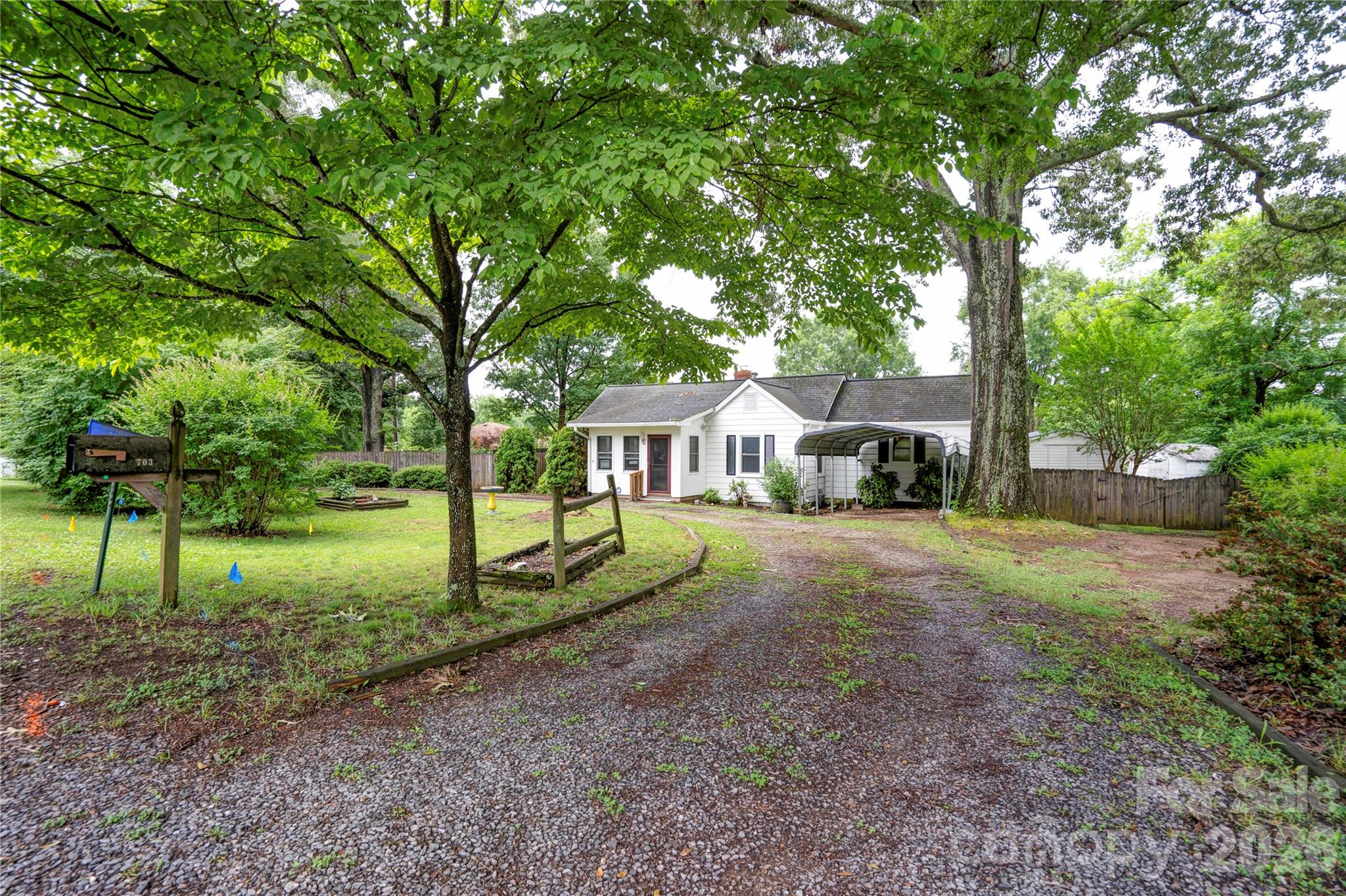 703 Dellinger Road — Shelby