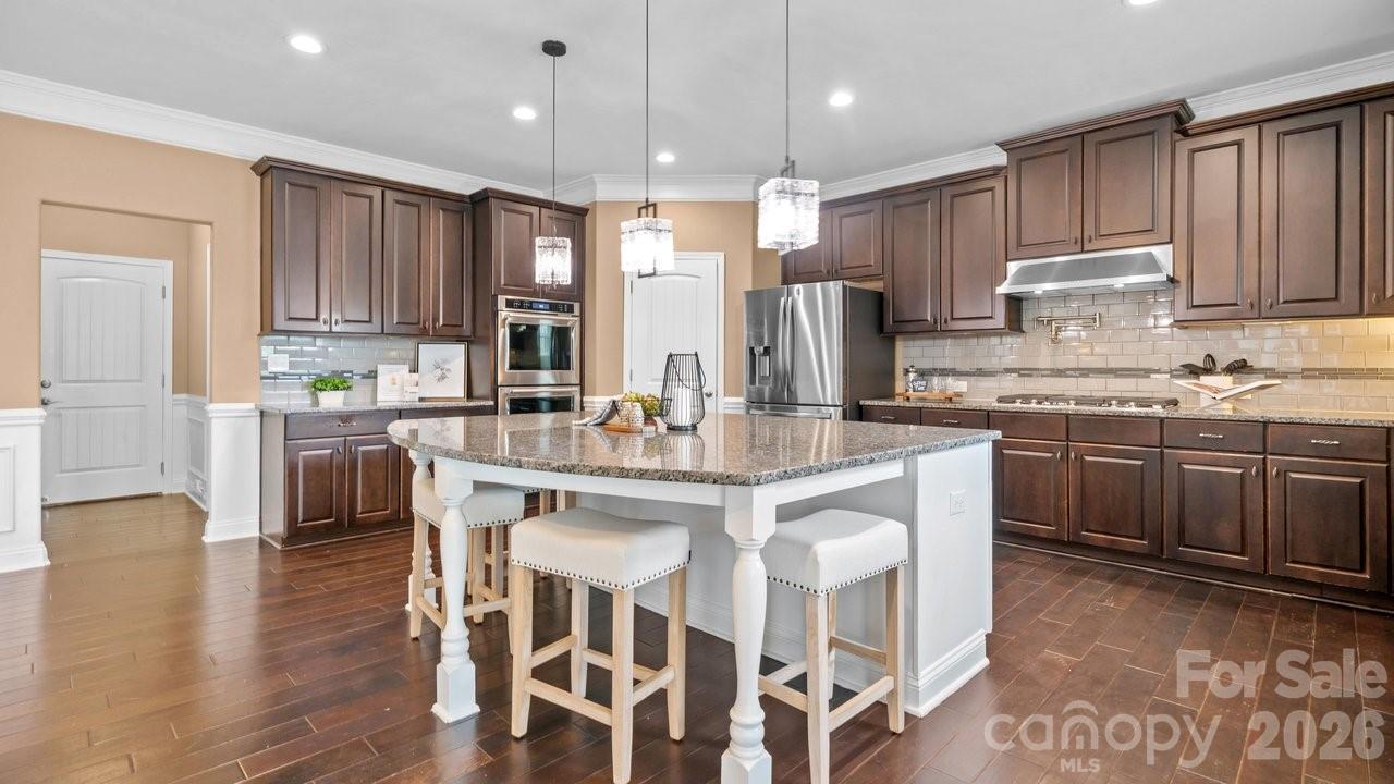16032 Loch Raven Road — Huntersville