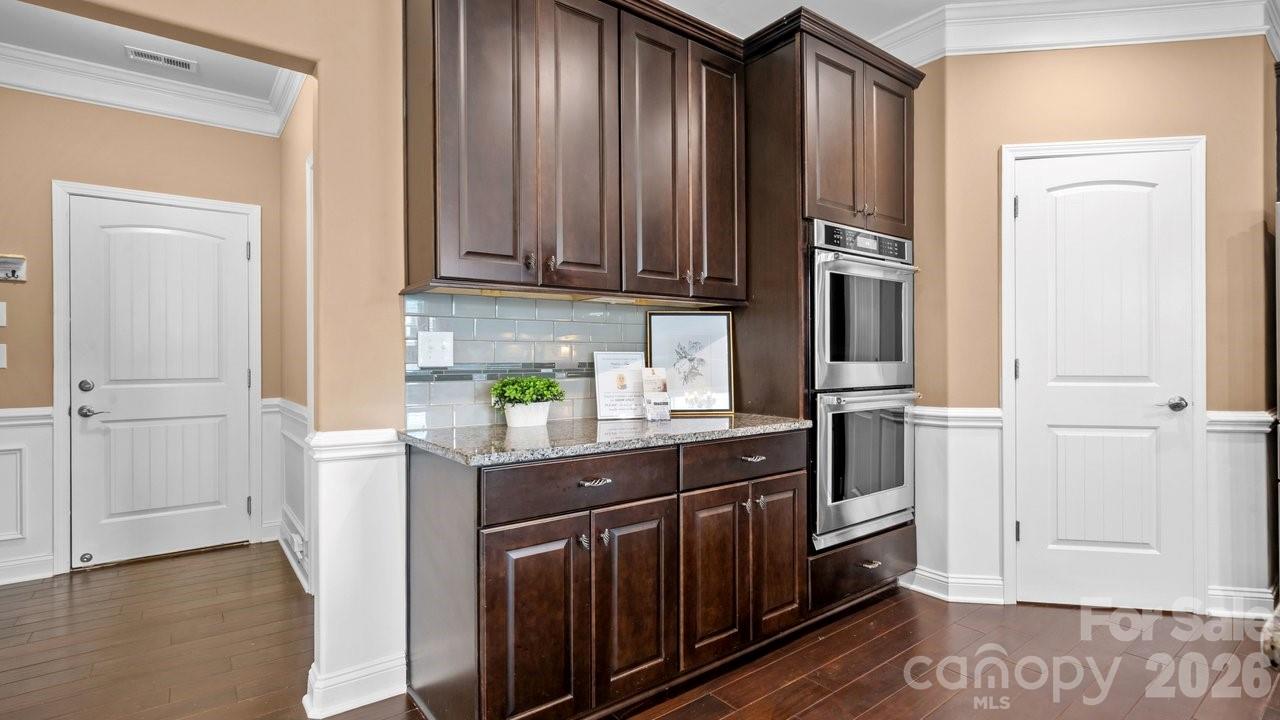 16032 Loch Raven Road — Huntersville