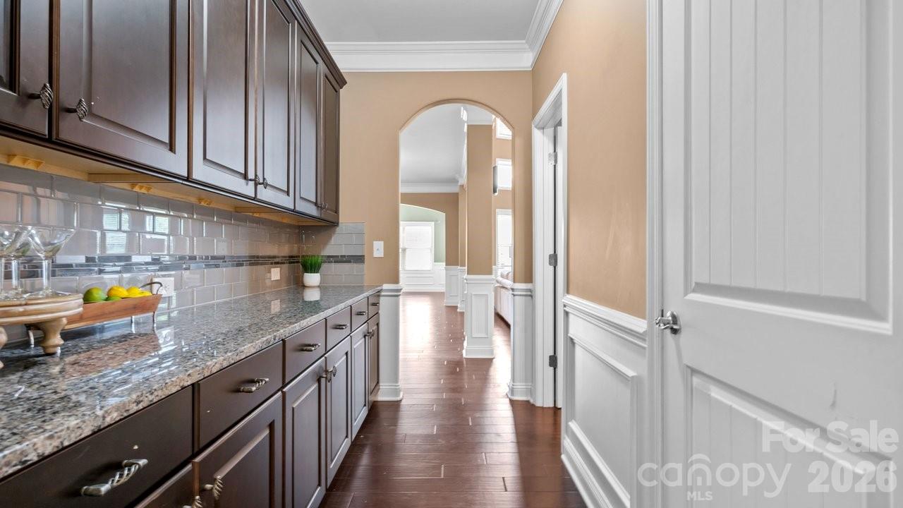 16032 Loch Raven Road — Huntersville