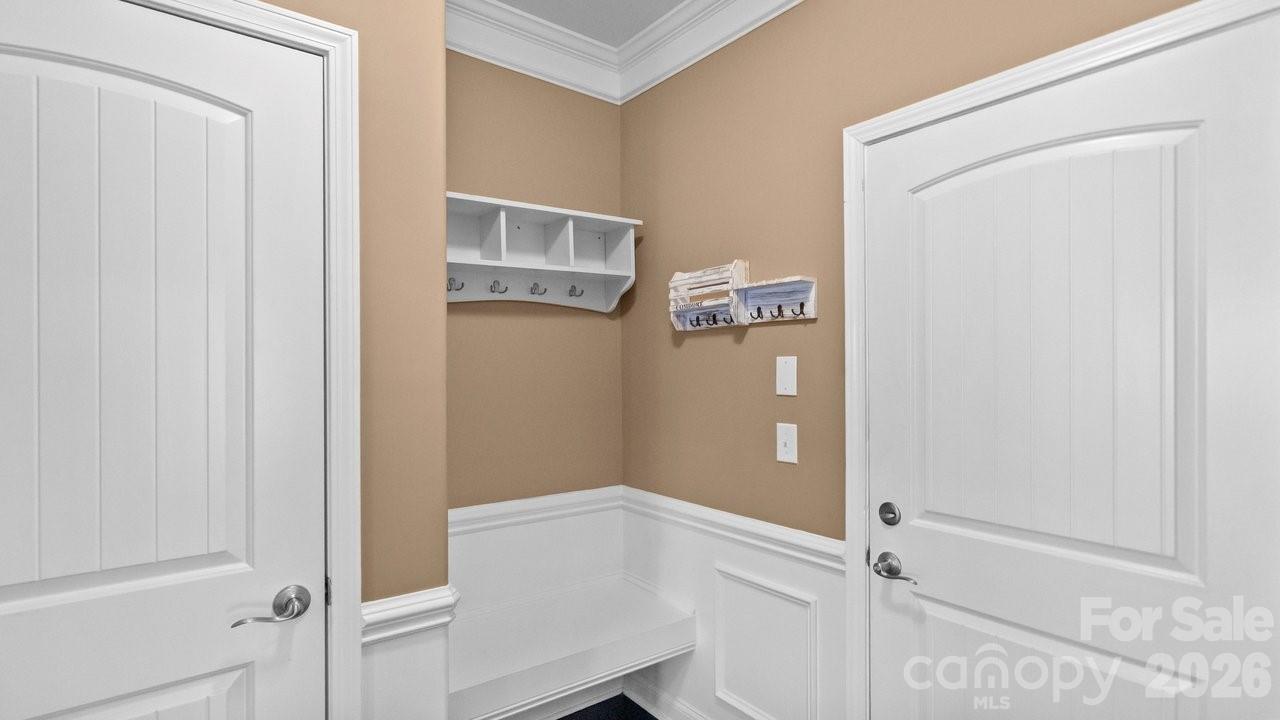 16032 Loch Raven Road — Huntersville