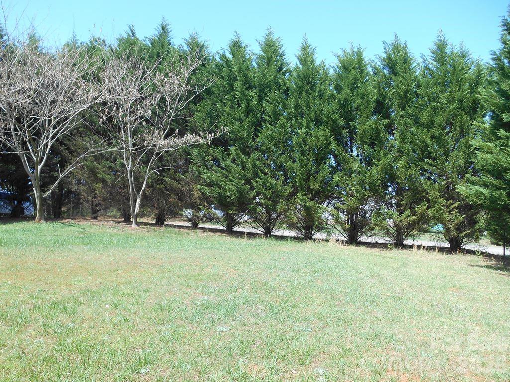 2184 Stove Drive — Newton