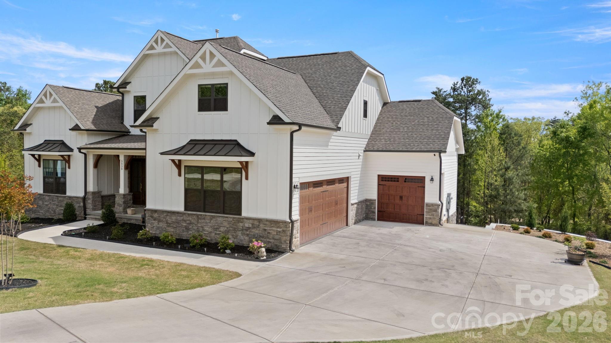 3438 Stags Leap Way — York