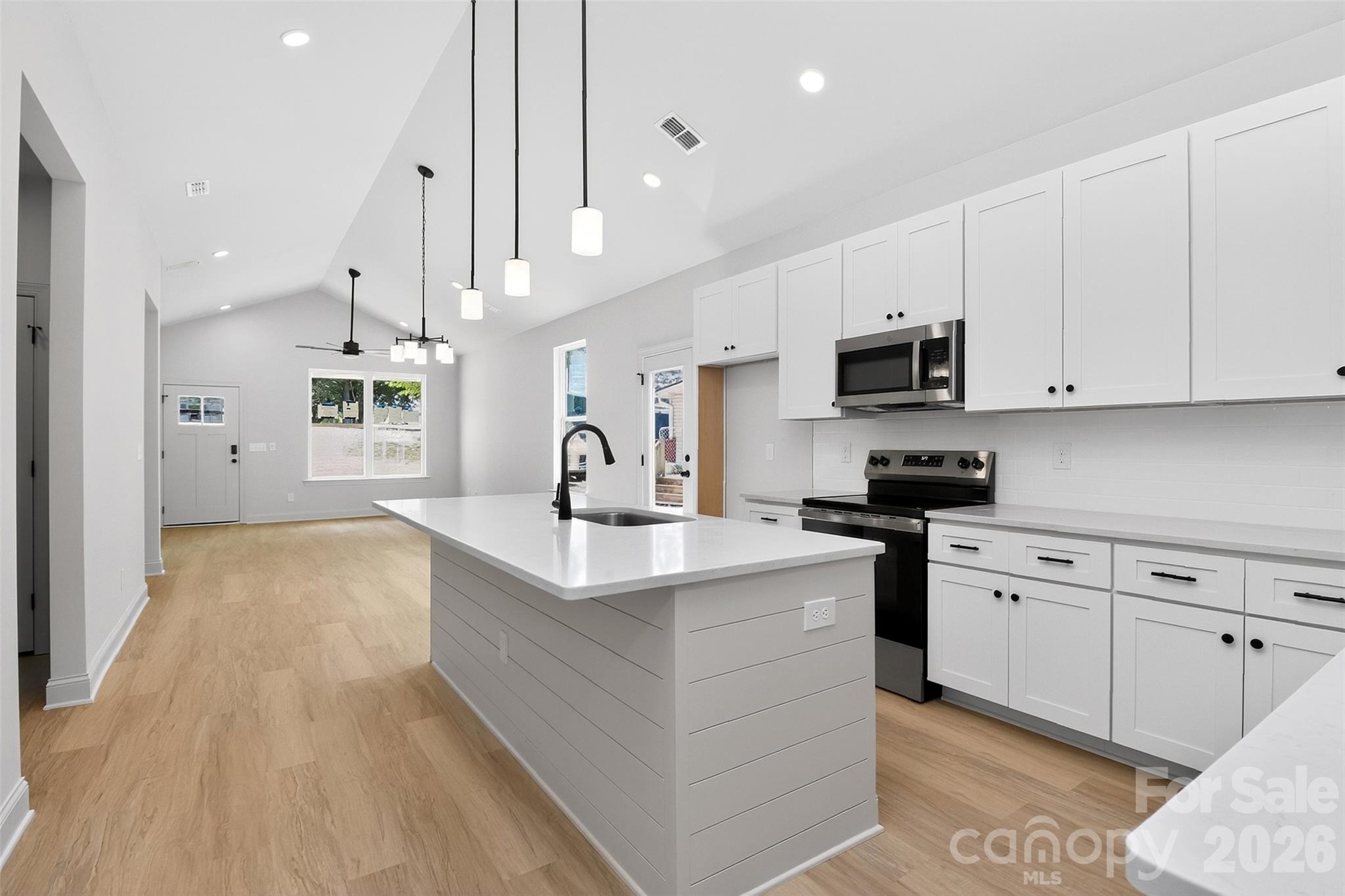 214 Arizona Place NW — Concord