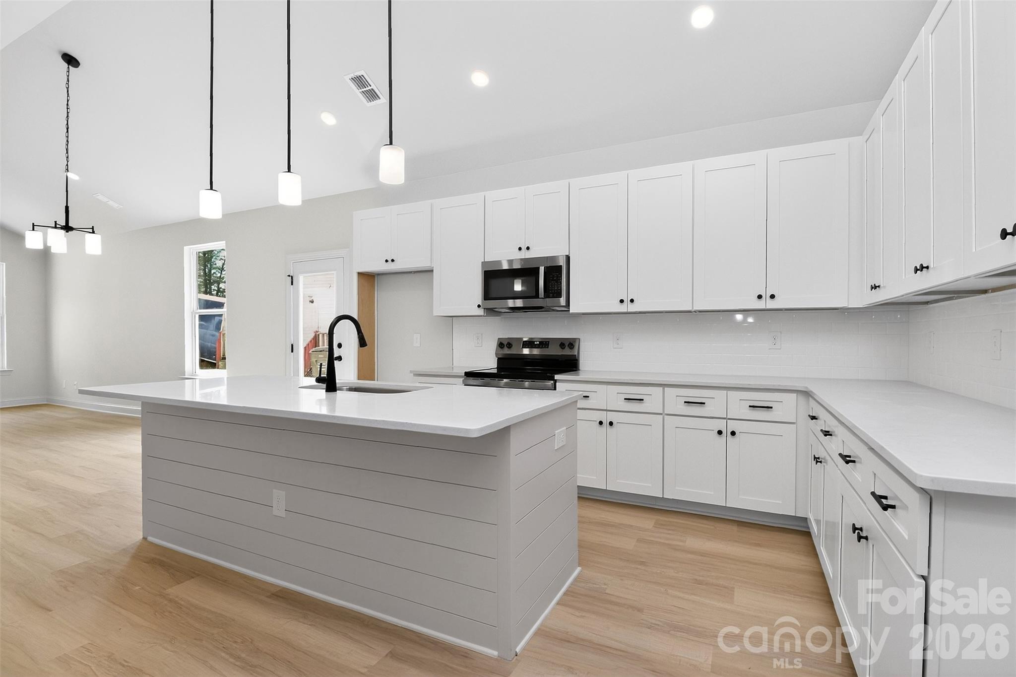 214 Arizona Place NW — Concord