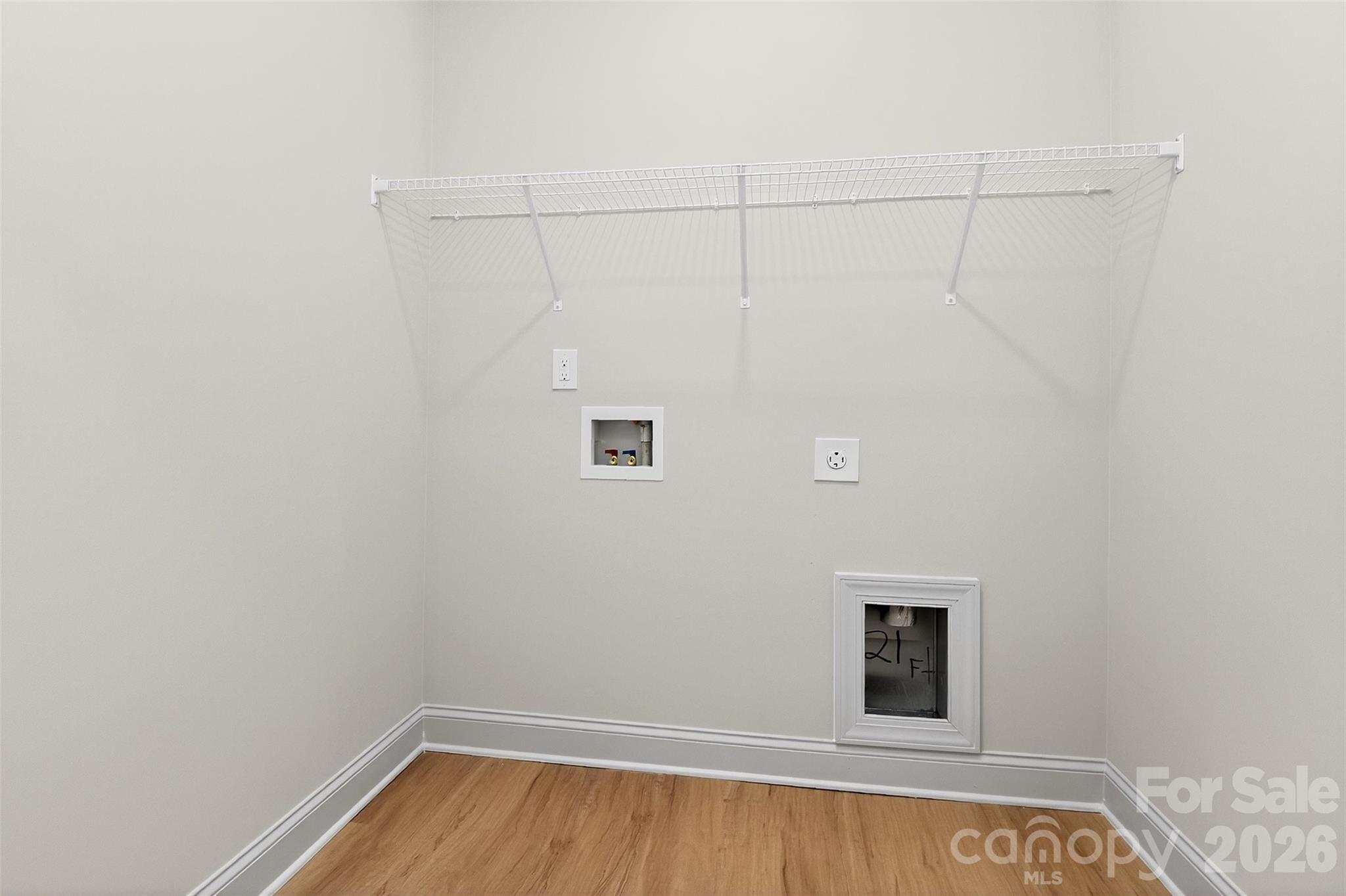 214 Arizona Place NW — Concord
