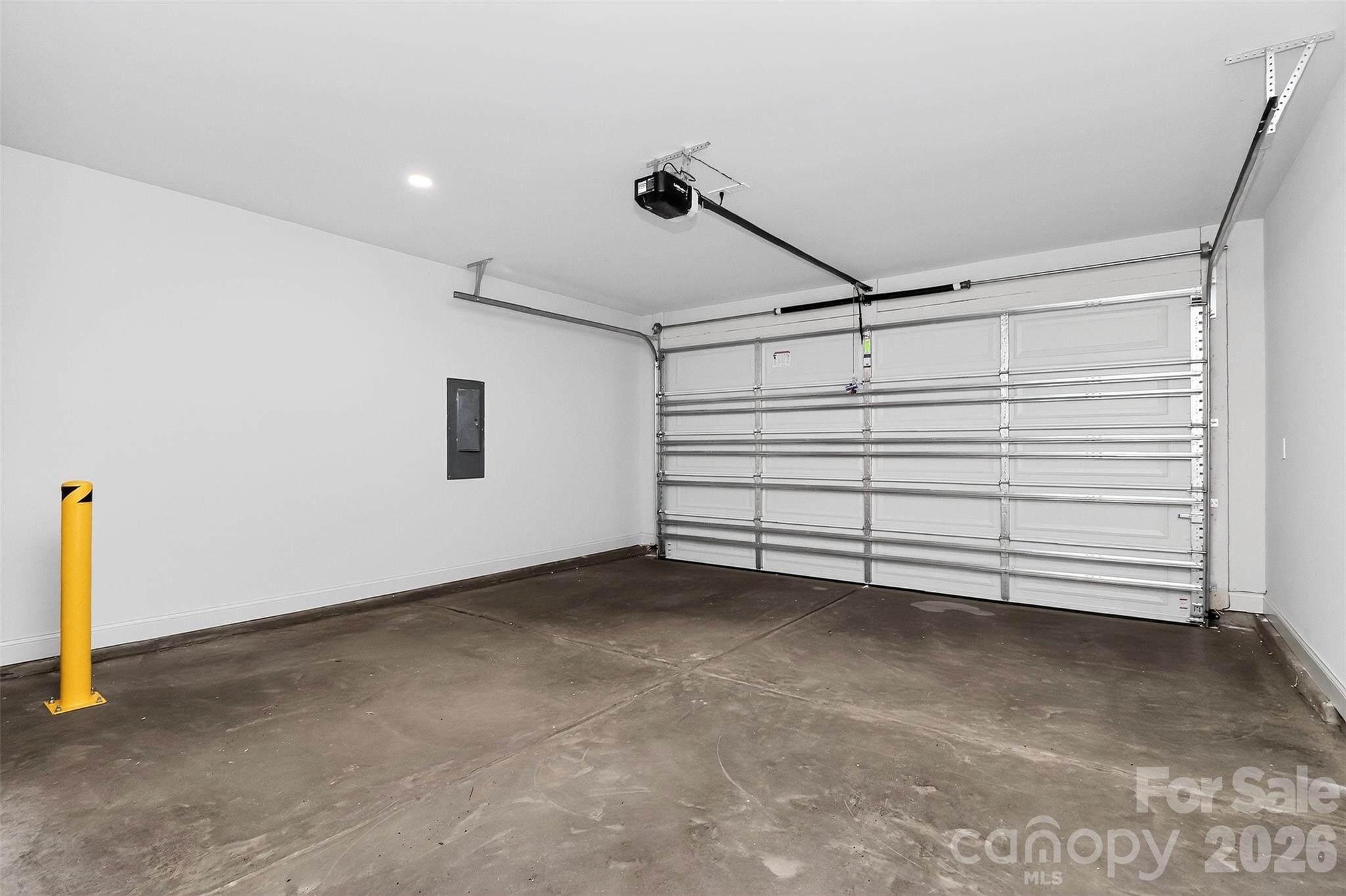 214 Arizona Place NW — Concord