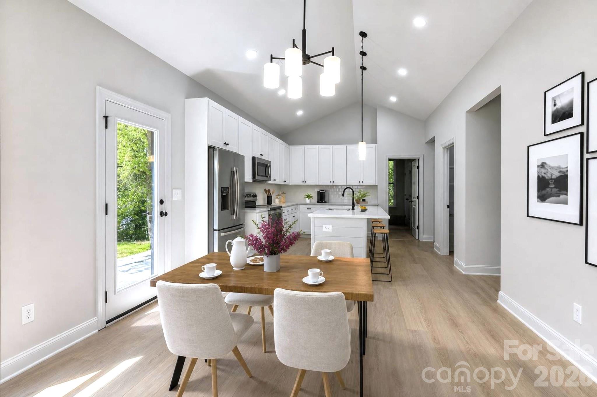 214 Arizona Place NW — Concord