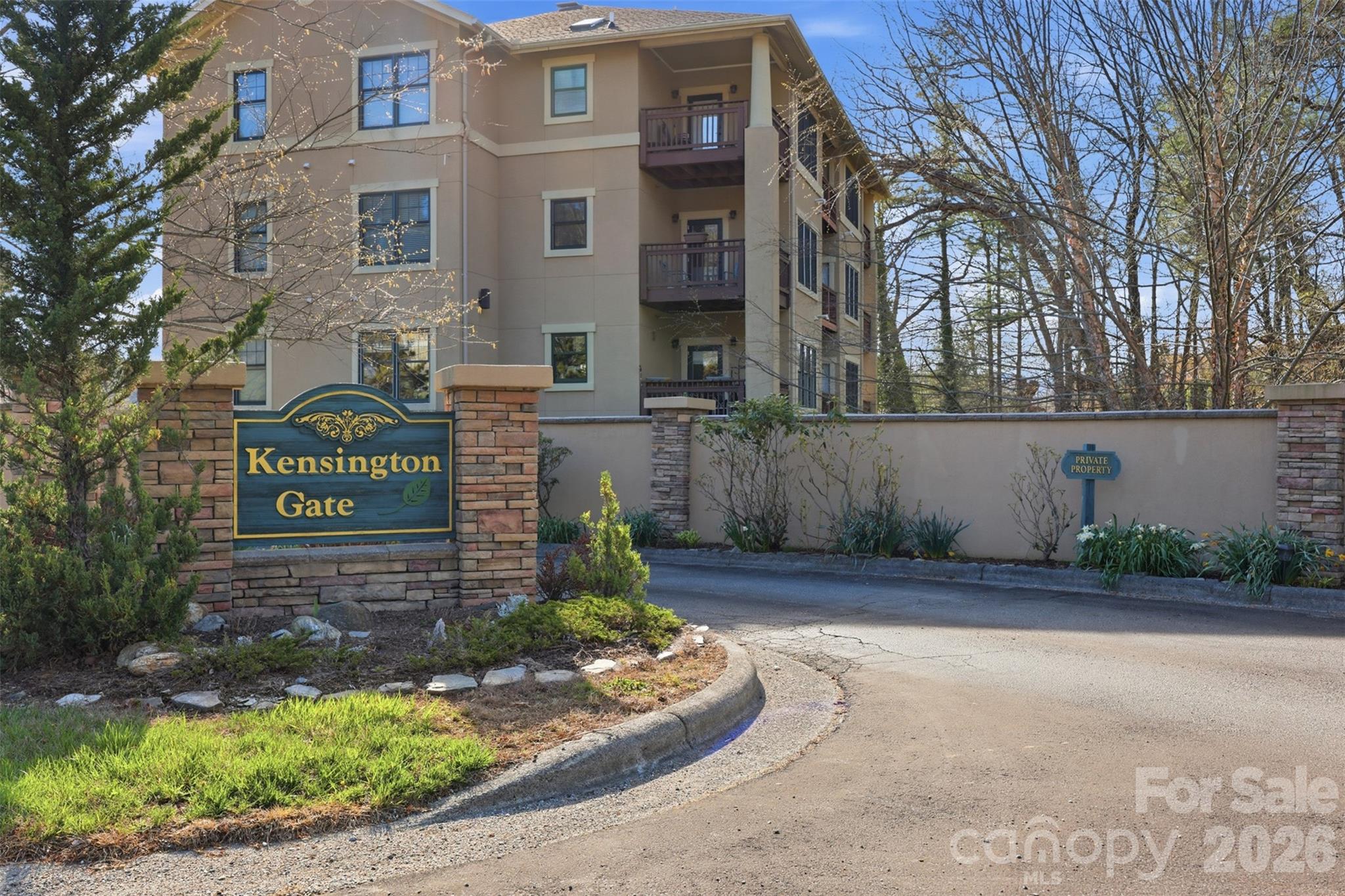 155 Gateway Drive #101 — Boone